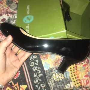 Patent Leather Low Black Pump